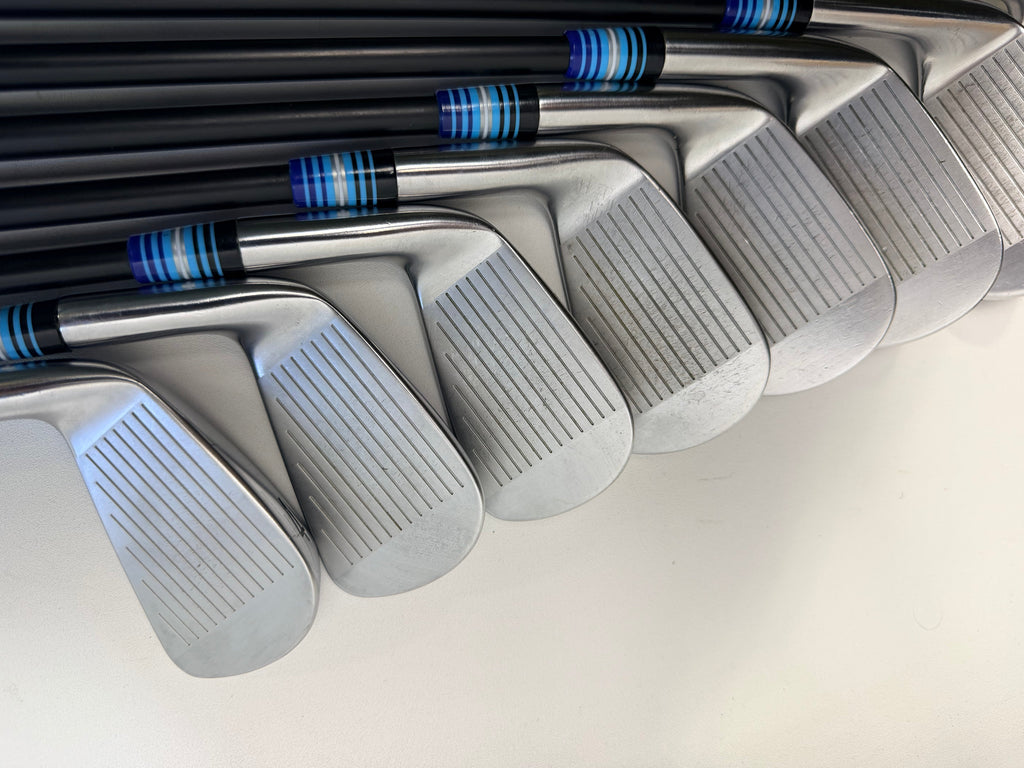 Titleist T100S Iron Set 4-PW 48° RH Fujikura AXIOM 75 R2 Senior Graphite